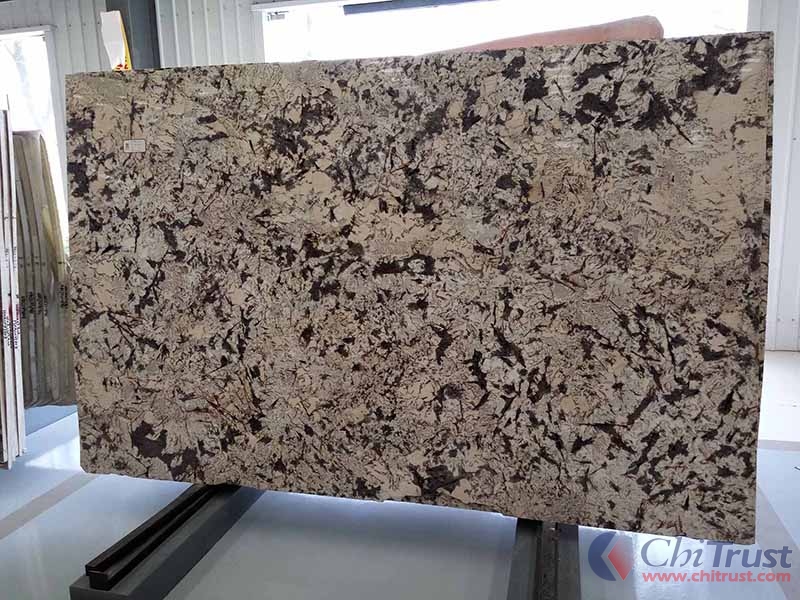 Popular Crema Delicatus Granite Slab for Countertop